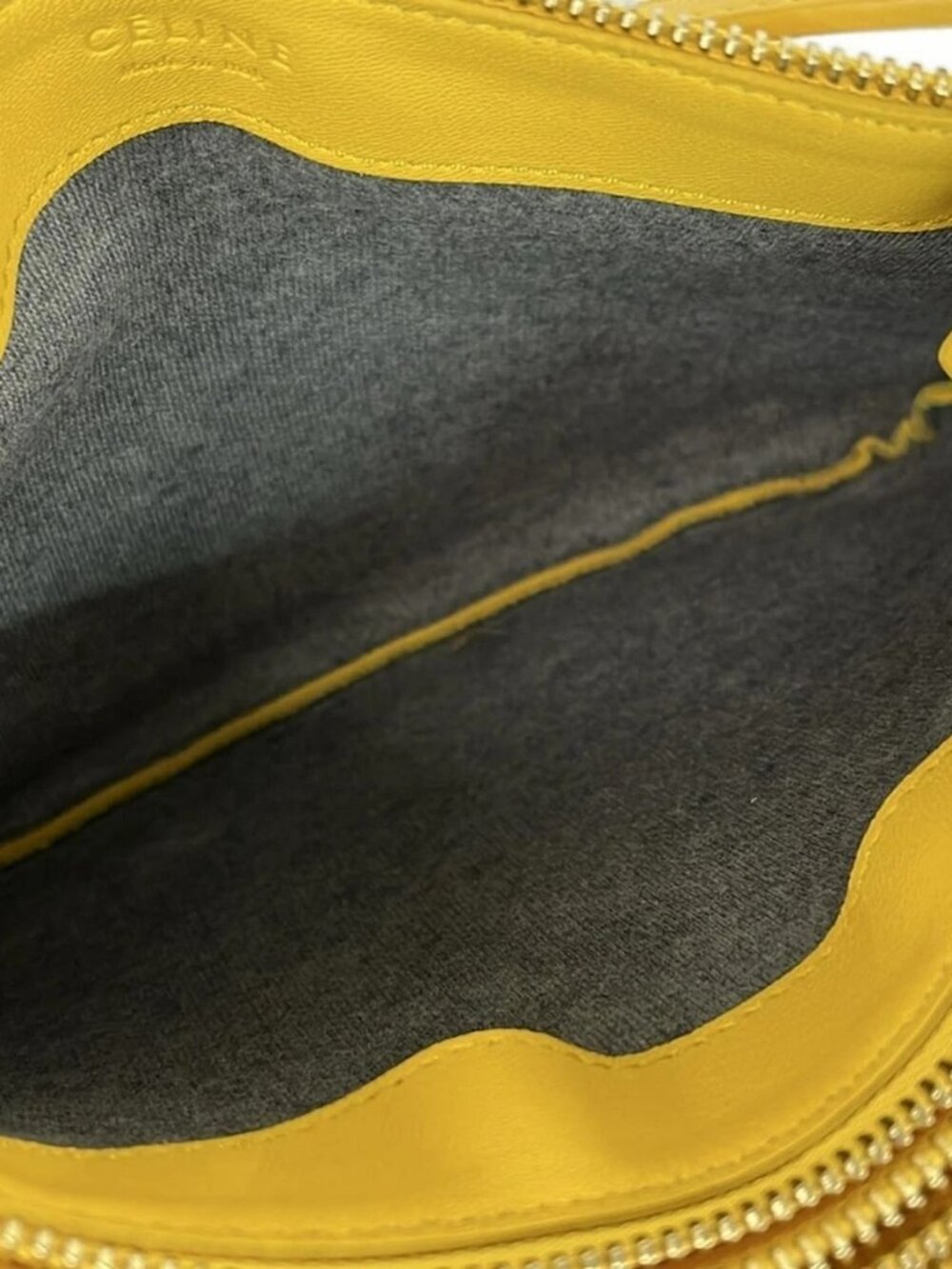 CELINE Trio - Yellow Leather Shoulder Bag - Picture 9 of 15